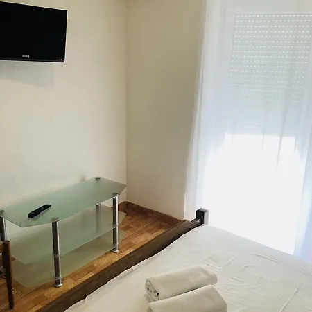 Studio Dujmovic * באסקה וודה